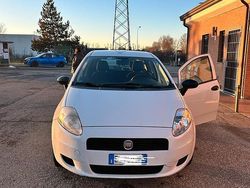 Bianco Usata 2011 Fiat Grande Punto Due volumi | 3500 € (Buon prezzo)