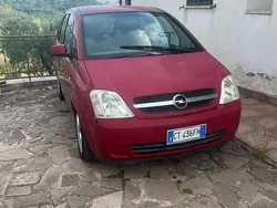 Rosso Usata 2005 Opel Meriva Cosmo Monovolume | 1100 € (Ottimo prezzo)