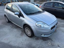 Grigio Usata 2007 Fiat Grande Punto Dynamic Due volumi | 1300 € (Buon prezzo)