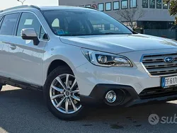 Usata 2016 Subaru Outback SUV | 10.500 € (Buon prezzo)