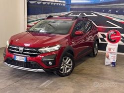 Rosso Usata 2022 Dacia Sandero Stepway Tre volumi | 9999 € (Buon prezzo)