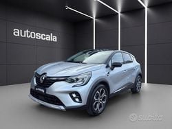 Grigio Usata 2023 Renault Captur Techno SUV | 17.990 € (Buon prezzo)