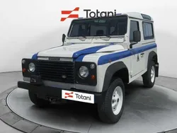 Bianco Usata 1998 Land Rover Defender SUV | 20.900 €