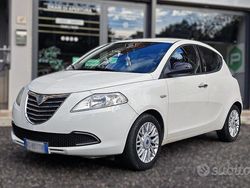 Bianco Usata 2014 Lancia Ypsilon S Due volumi | 5795 € (Ottimo prezzo)