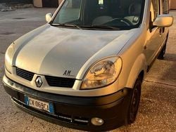 Usata 2005 Renault Kangoo Monovolume | 1750 € (Buon prezzo)