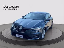 Grigio scuro Usata 2022 Renault Mégane IV Business Tre volumi | 17.990 € (Ottimo prezzo)