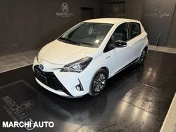 Bianco Usata 2017 Toyota Yaris Hybrid Active Tre volumi | 11.800 € (Molto cara)