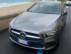 Grigio Usata 2021 Mercedes A180 Tre volumi | 17.000 € (Super prezzo)