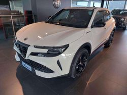 Bianco Nuova 2025 Alfa Romeo Junior Edizione Speciale SUV | 28.900 € (Buon prezzo)