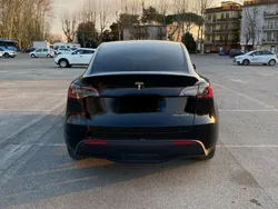 Usata 2023 Tesla Model Y SUV | 40.000 € (Buon prezzo)
