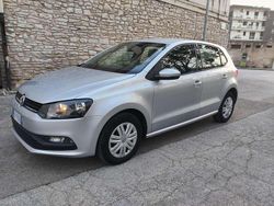 Argento Usata 2015 VW Polo Trendline Tre volumi | 7400 € (Buon prezzo)