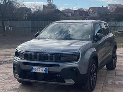 Grigio Usata 2024 Jeep Avenger SUV | 23.850 € (Cara)