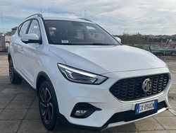 Bianco Usata 2025 MG ZS Luxury Tre volumi | 18.500 € (Buon prezzo)