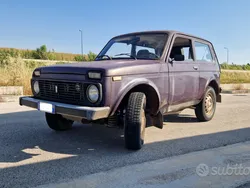 Usata 2003 Lada niva SUV | 3500 € (Cara)