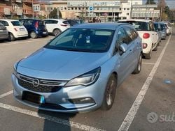 Grigio Usata 2017 Opel Astra Sport Station wagon | 8900 € (Buon prezzo)