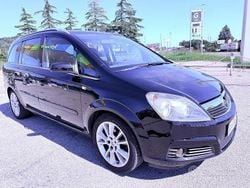 Nero Usata 2006 Opel Zafira Cosmo Monovolume | 2990 € (Buon prezzo)