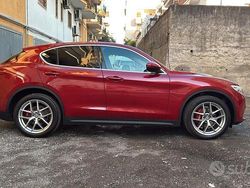 Rosso Usata 2017 Alfa Romeo Stelvio SUV | 25.000 € (Molto cara)
