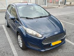 Usata 2015 Ford Fiesta Titanium Due volumi | 6000 € (Ottimo prezzo)