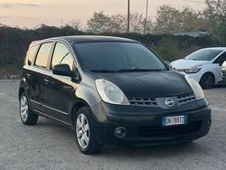 Nero Usata 2009 Nissan Note Tre volumi | 1100 € (Buon prezzo)