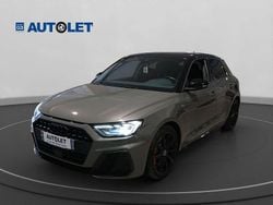 Verde Usata 2023 Audi A1 Ambiente Tre volumi | 25.900 € (Buon prezzo)