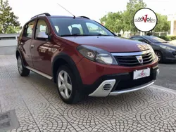 Bordeaux Usata 2012 Dacia Sandero Stepway Due volumi | 7490 € (Buon prezzo)