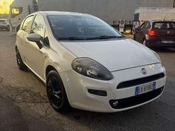 Usata 2014 Fiat Punto Easy Tre volumi | 4000 € (Buon prezzo)