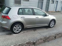 Usata 2015 VW Golf VII Comfortline Tre volumi | 10.500 € (Buon prezzo)