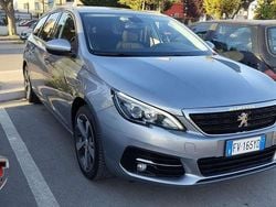 Grigio Usata 2019 Peugeot 308 Style Station wagon | 9499 € (Buon prezzo)