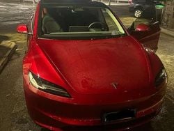 Usata 2024 Tesla Model 3 Standard Range Tre volumi | 33.900 € (Buon prezzo)