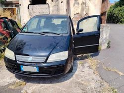 Usata 2006 Fiat Idea Monovolume | 700 € (Super prezzo)