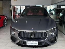 Grigio Usata 2019 Maserati Levante SUV | 37.500 € (Buon prezzo)