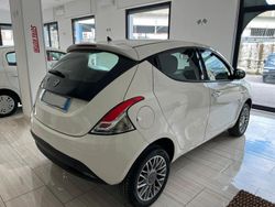 Bianco Usata 2013 Lancia Ypsilon Gold Due volumi | 6800 € (Cara)