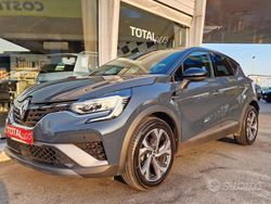 Grigio pastello Usata 2022 Renault Captur R.S. SUV | 18.500 € (Cara)