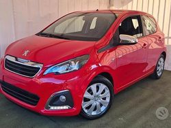 Rosso Usata 2017 Peugeot 108 Style Due volumi | 6900 € (Ottimo prezzo)