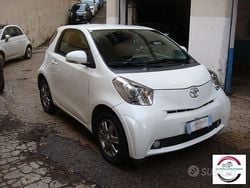 Bianco Usata 2013 Toyota iQ Active Due volumi | 10.700 € (Buon prezzo)