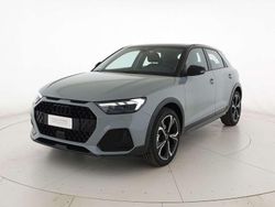 Grigio freccia perla nero mito Nuova 2025 Audi A1 Ambiente Tre volumi | 29.900 € (Buon prezzo)