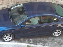 Blu Usata 2011 VW Jetta Tre volumi | 6000 €
