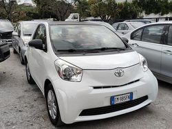 Bianco Usata 2012 Toyota iQ Due volumi | 6500 € (Ottimo prezzo)