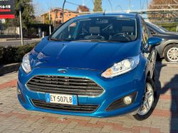 Blu Usata 2015 Ford Fiesta Titanium Tre volumi | 6990 € (Buon prezzo)