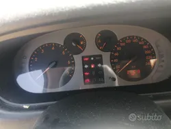 Usata 2002 Renault Scénic Monovolume | 500 € (Super prezzo)