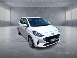 Usata 2023 Hyundai i10 Due volumi | 11.700 € (Buon prezzo)