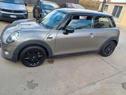 Grigio Usata 2018 Mini Cooper D Due volumi | 9500 € (Ottimo prezzo)