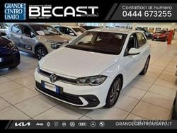 Bianco pastello Usata 2022 VW Polo Life Tre volumi | 13.500 € (Ottimo prezzo)