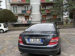 Usata 2009 Mercedes C320 Avantgarde Tre volumi | 10.000 € (Cara)