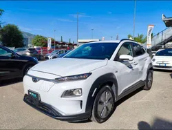 Bianco Usata 2021 Hyundai Kona XPrime SUV | 17.400 € (Buon prezzo)