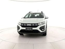 Bianco Usata 2025 Dacia Sandero Stepway SUV | 16.900 € (Buon prezzo)