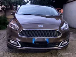 Usata 2016 Ford S-MAX Vignale Monovolume | 10.900 €