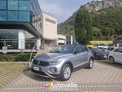 Argento Usata 2024 VW T-Roc Life SUV | 24.900 € (Super prezzo)