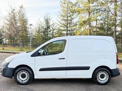 Bianco Usata 2017 Peugeot Partner Tepee Active Monovolume | 8500 € (Buon prezzo)