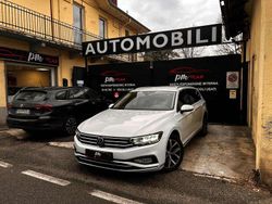 Bianco Usata 2022 VW Passat Executive Station wagon | 18.990 € (Cara)